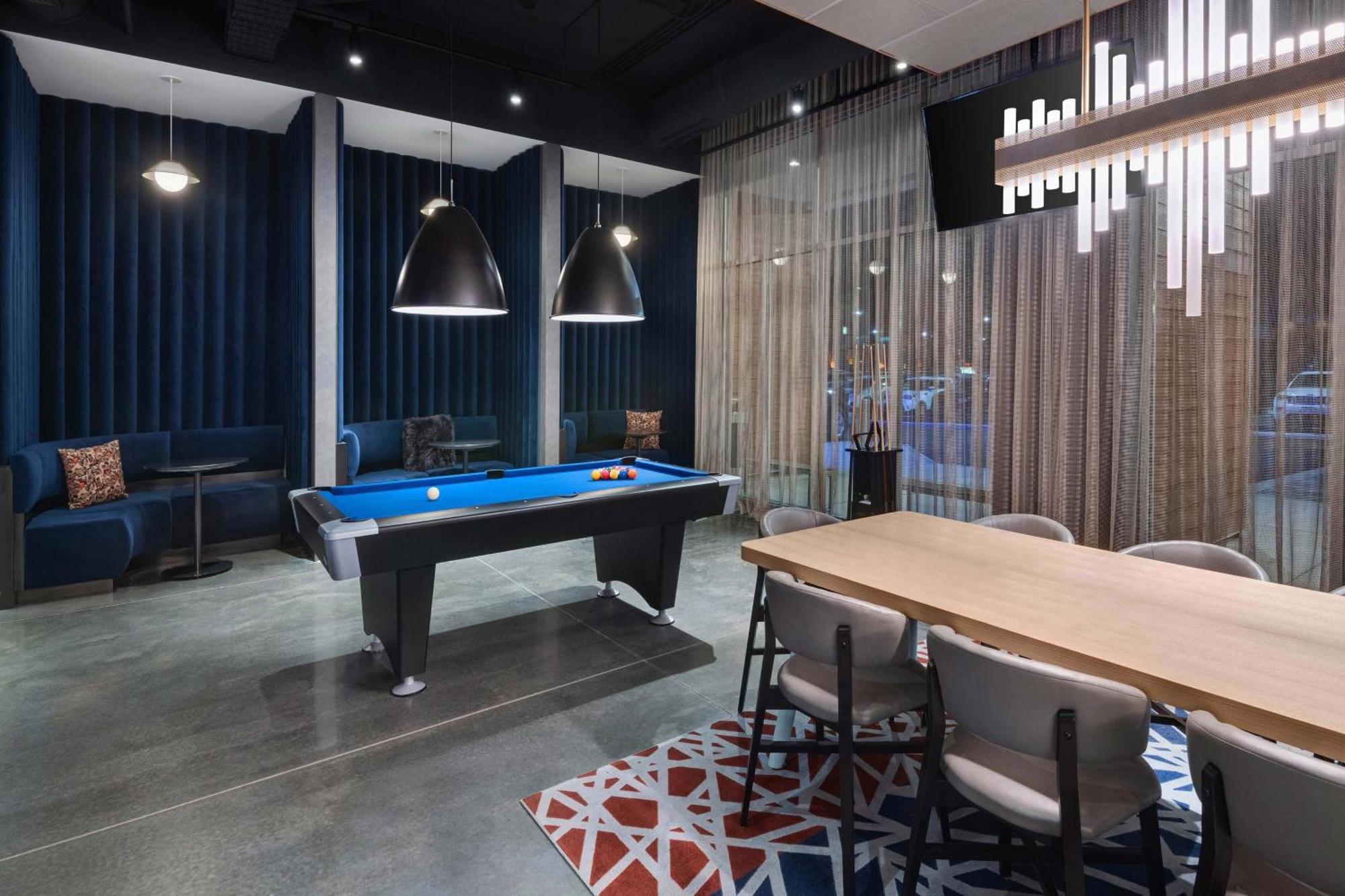 Aloft Cincinnati West Chester Ngoại thất bức ảnh