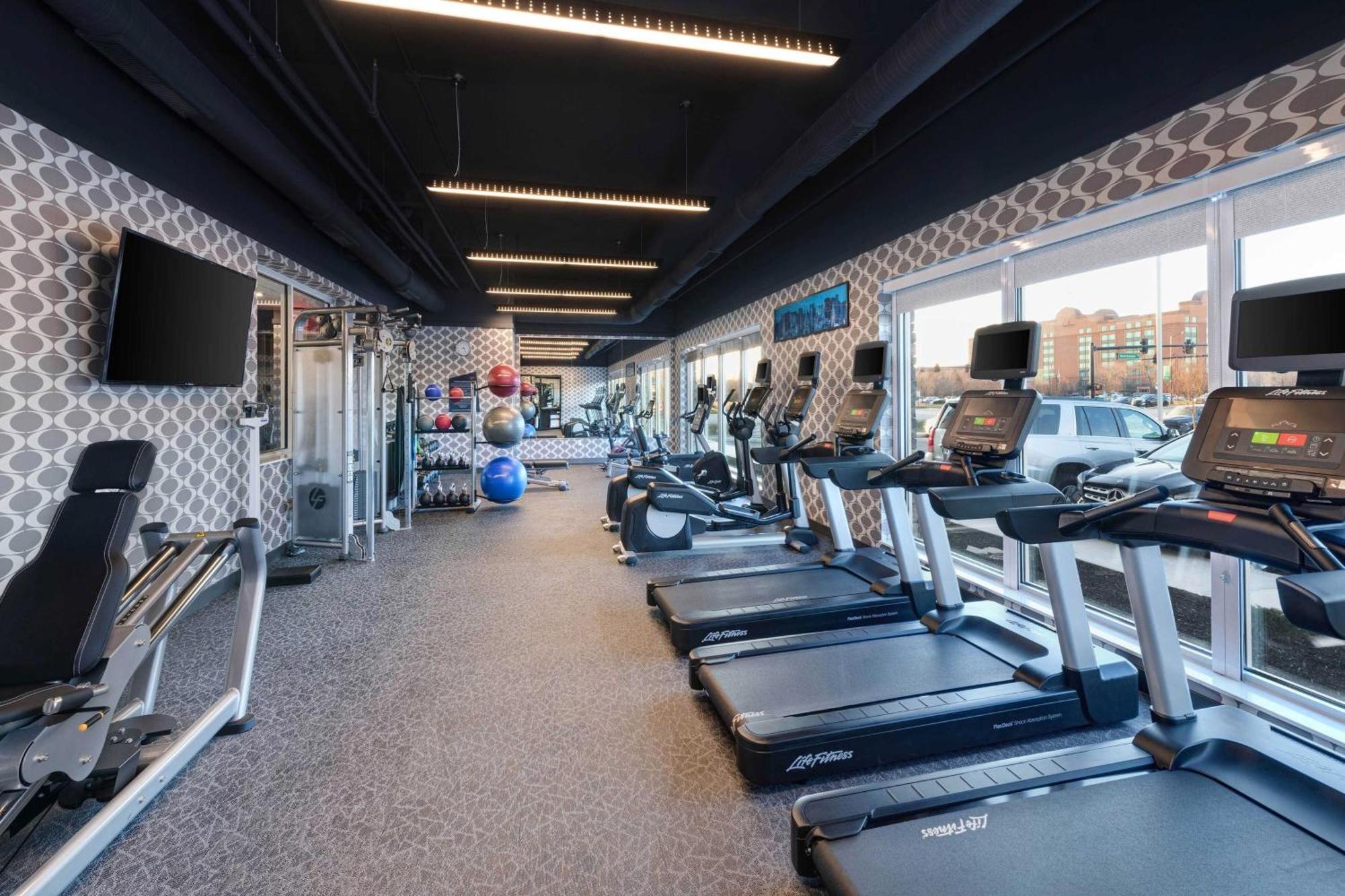 Aloft Cincinnati West Chester Ngoại thất bức ảnh